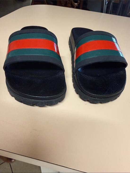 Gucci Black Slide Sandals with Red and Green Stripes main image 8
